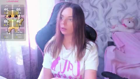 Snapshot of catisyfury chatting on 10-04-25, 09:40 . . online show from 10-04-25, 09:40