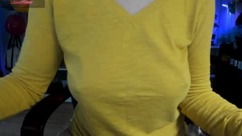 some call me djcatnips some call me CC but i love it when you call me miss catnips  online show from 01-05-25, 03:13