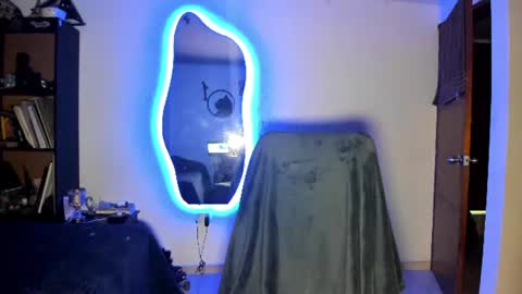 catnuaa online show from 06-13-26, 01:36