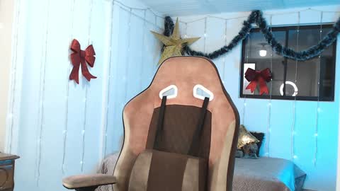 Snapshot of cattleya069 chatting on 12-02-24, 09:50 Cattleya you can tell me Leya too. online show from 12-02-24, 09:50