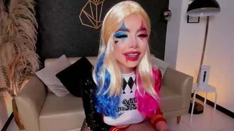 catvalentinee_ online show from 10-30-25, 08:38