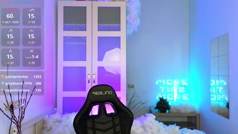 caty_cuddly online show from 12-21-24, 12:31