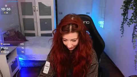 caty_cuddly online show from 02-23-25, 09:00