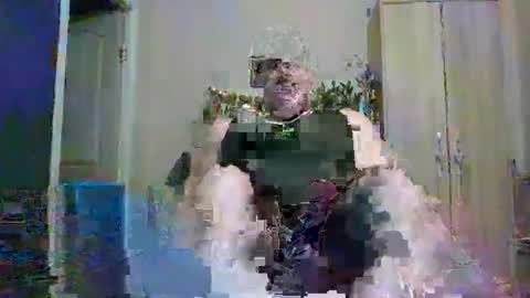 Snapshot of cawboy1992 chatting on 01-04-25, 02:56 Im yours online show from 01-04-25, 02:56