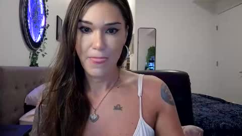 Cayla online show from 11-13-25, 01:15