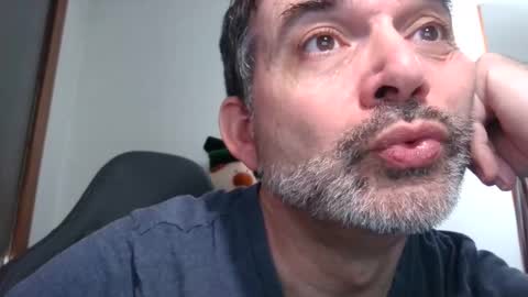 Snapshot of cazzoita74 chatting on 12-26-24, 12:38 Mr. CumOnYourFace74 online show from 12-26-24, 12:38