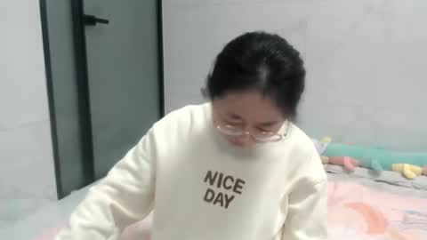 Snapshot of cbz112233 chatting on 01-04-25, 02:56 ANNYANNY online show from 01-04-25, 02:56