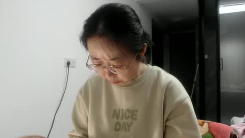 Snapshot of cbz112233 chatting on 01-05-25, 04:38 ANNYANNY online show from 01-05-25, 04:38