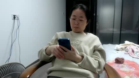 Snapshot of cbz112233 chatting on 01-27-25, 06:41 ANNYANNY online show from 01-27-25, 06:41
