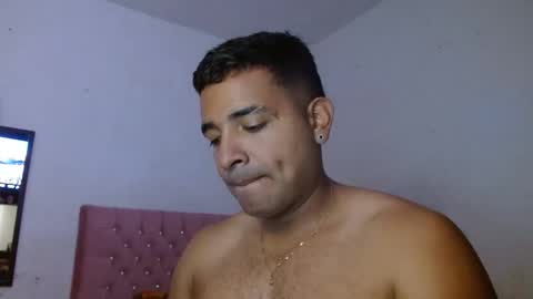 camilo online show from 04-20-26, 02:31