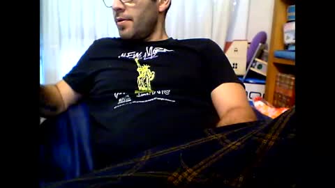 Snapshot of ccddrr2 chatting on 12-04-24, 10:35 ccddrr2 online show from 12-04-24, 10:35