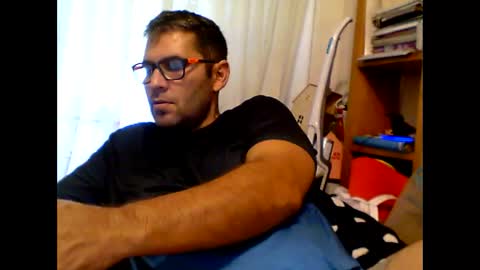 Snapshot of ccddrr2 chatting on 09-11-25, 02:28 ccddrr2 online show from 09-11-25, 02:28