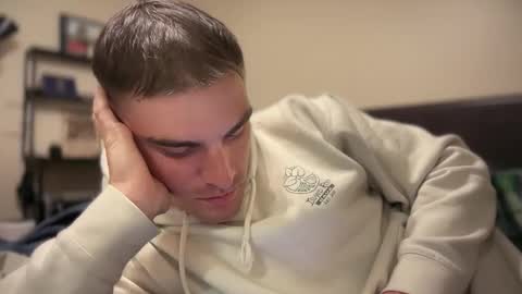 Snapshot of ccmanrivs120 chatting on 11-12-25, 12:22 Rivs online show from 11-12-25, 12:22