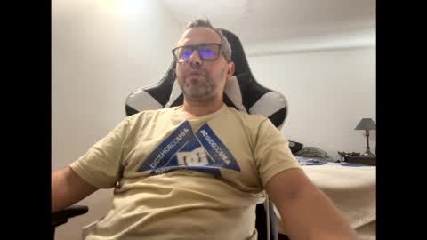 Tomys online show from 10-20-25, 06:08