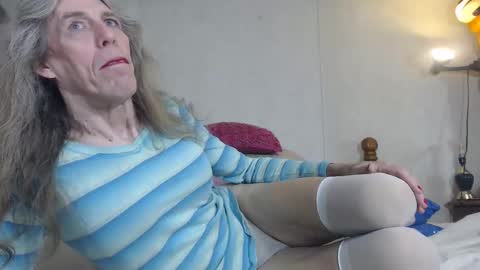 Jackie online show from 11-03-25, 09:43