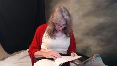 Snapshot of cdsextoy1 chatting on 05-13-26, 12:46 Jackie online show from 05-13-26, 12:46