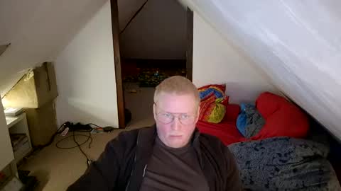 Snapshot of cebas chatting on 02-05-25, 09:46 cebas online show from 02-05-25, 09:46