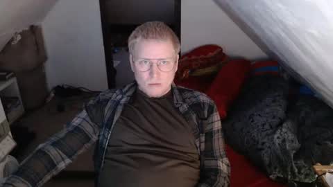 Snapshot of cebas chatting on 03-10-25, 08:04 cebas online show from 03-10-25, 08:04