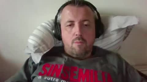 Snapshot of cebcool chatting on 01-26-25, 01:15 Sb online show from 01-26-25, 01:15