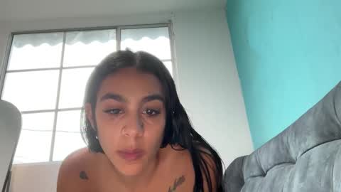 ceci1218 online show from 10-17-25, 08:11