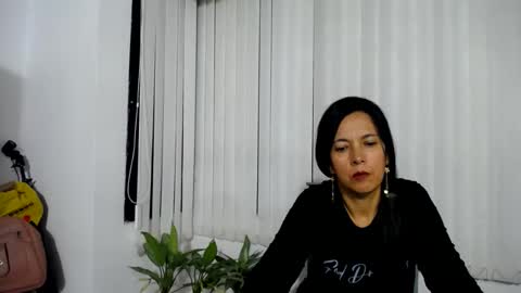 ceci online show from 03-10-25, 03:34