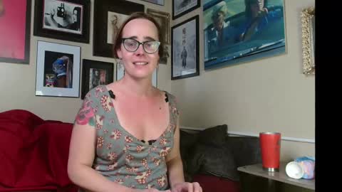 Cecily Saint Claire online show from 10-30-25, 11:55