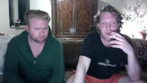 Snapshot of ceezeee chatting on 12-29-24, 02:06 ceezeee online show from 12-29-24, 02:06