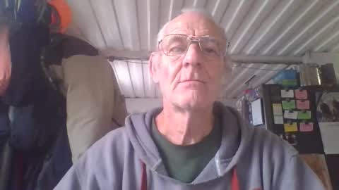 Chuck online show from 11-09-25, 10:41