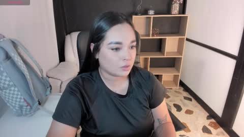 Snapshot of celesstebruce chatting on 11-16-25, 07:52 meli online show from 11-16-25, 07:52