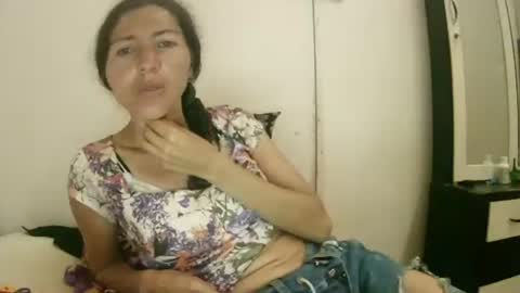 celeste198694 online show from 11-28-25, 04:42