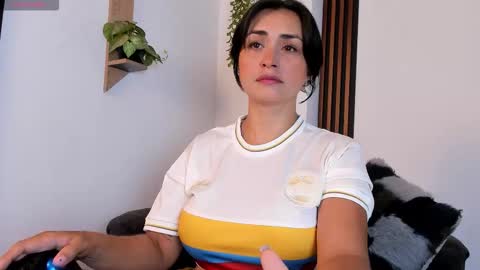     online show from 09-09-25, 10:42