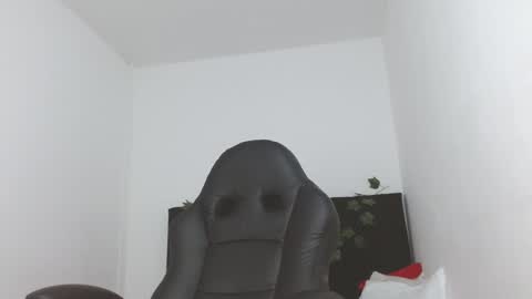 celesteayase online show from 01-22-25, 10:37