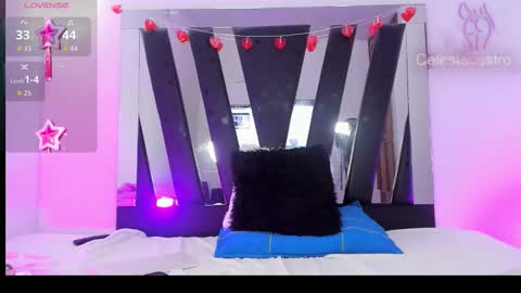 Mariana online show from 03-18-26, 05:27