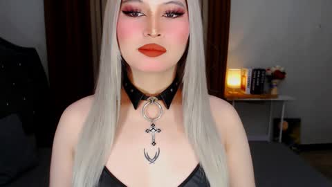 Snapshot of celestehollywood chatting on 01-06-25, 09:19 CELESTE IGYoshi Tian online show from 01-06-25, 09:19