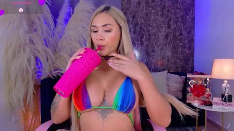   online show from 10-23-25, 08:07