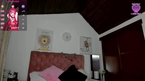 Snapshot of celesteredds chatting on 02-17-25, 11:23 Celeste online show from 02-17-25, 11:23