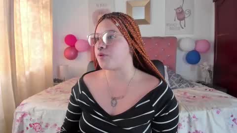 Snapshot of celesteredds chatting on 09-23-25, 05:27 Celeste online show from 09-23-25, 05:27