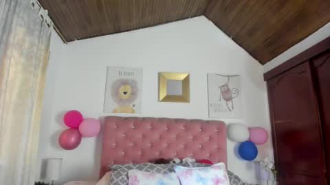 Snapshot of celesteredds chatting on 09-24-25, 11:13 Celeste online show from 09-24-25, 11:13