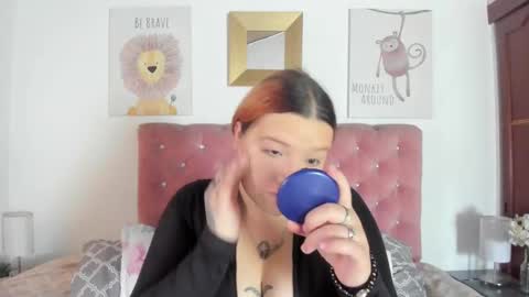 Snapshot of celesteredds chatting on 10-08-25, 11:30 Celeste online show from 10-08-25, 11:30