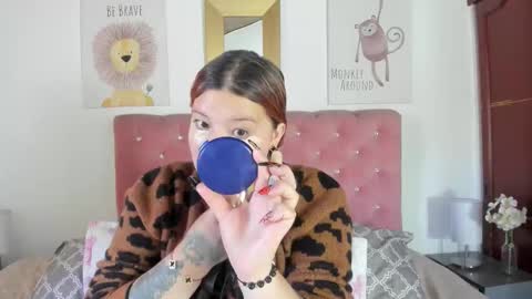 Snapshot of celesteredds chatting on 10-15-25, 11:32 Celeste online show from 10-15-25, 11:32