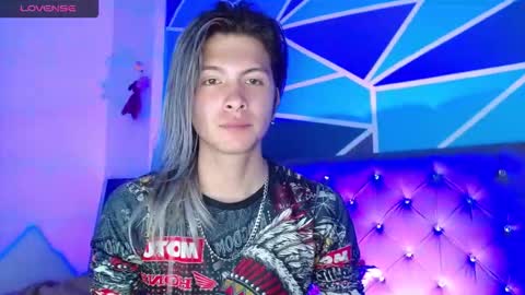 I am Valentinn online show from 10-27-25, 02:37