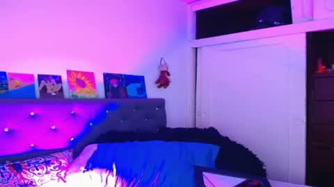 I am Valentinn online show from 04-19-26, 06:10