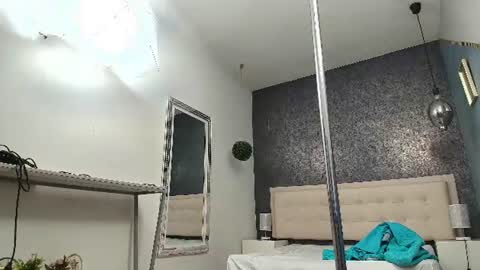 Snapshot of celestial_queen_ chatting on 07-19-26, 08:45 Celestial online show from 07-19-26, 08:45