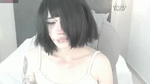 Snapshot of celestica_rose chatting on 04-27-26, 11:03 Celestica online show from 04-27-26, 11:03