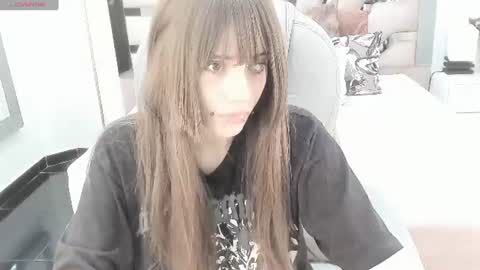 Snapshot of celestica_rose chatting on 06-25-26, 10:58 Celestica online show from 06-25-26, 10:58