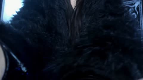   online show from 02-04-25, 08:13