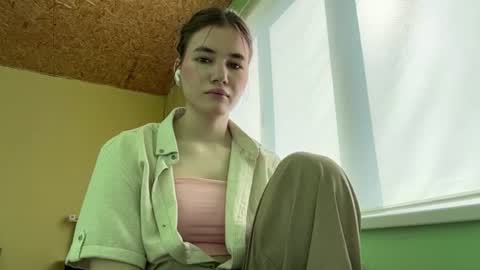 Snapshot of celestinaskripko chatting on 07-19-26, 02:59 Julia online show from 07-19-26, 02:59