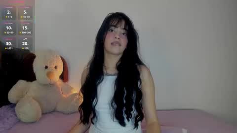 Snapshot of celestinepurple chatting on 12-03-25, 04:38 Celestineeeeee online show from 12-03-25, 04:38