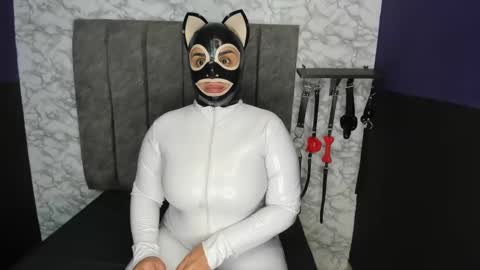       online show from 01-11-25, 12:07