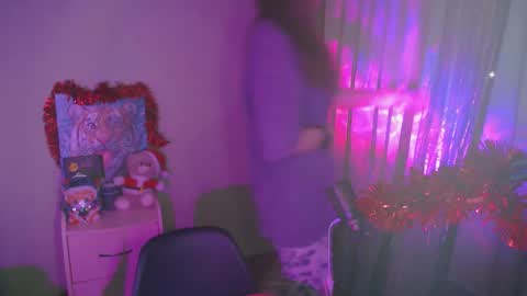 Snapshot of celia_sensual_ chatting on 02-25-26, 04:38 celia_sensual_ online show from 02-25-26, 04:38